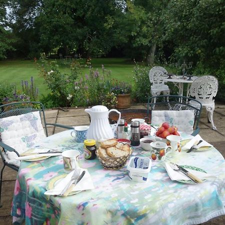 St Michaels House Bed and Breakfast Crediton Exteriör bild