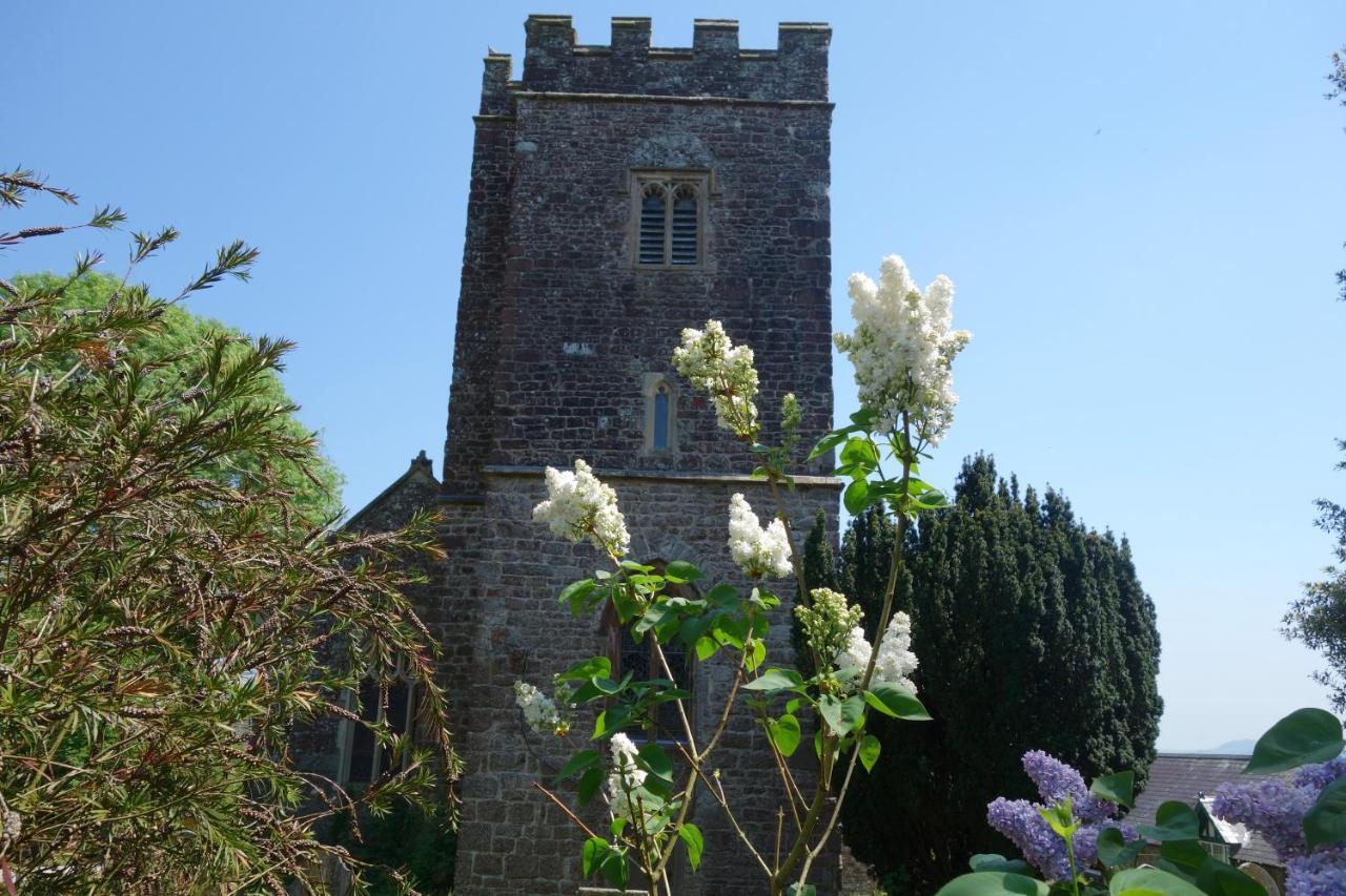 St Michaels House Bed and Breakfast Crediton Exteriör bild